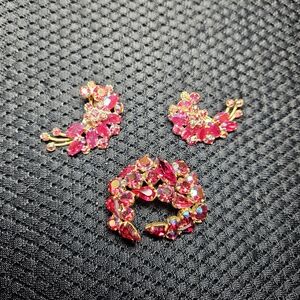 Vintage Gold-tone Rhinestone Earring And Brooch Set